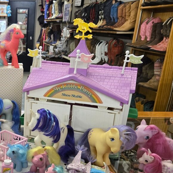 Hasbro Other - 💜 sweet vintage G-1 MLP 1980's MY LITTLE PONY STABLE playset 💜